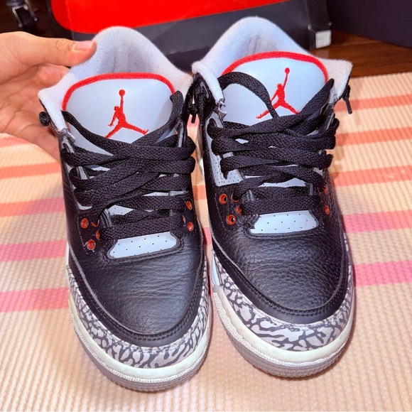 Air Jordan Retro 3 OG - Picture 11 of 14
